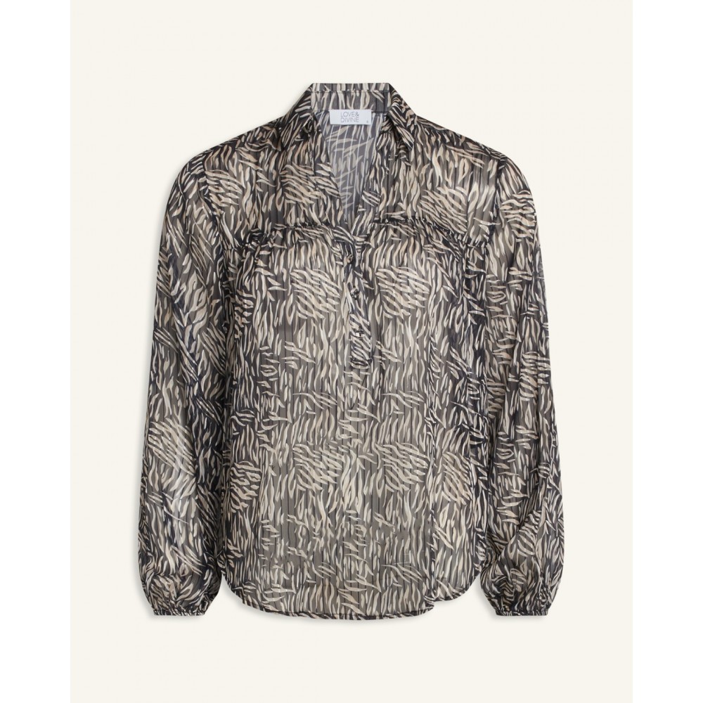 love and divine 13554