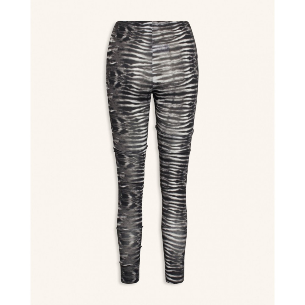 love and divine 385-2