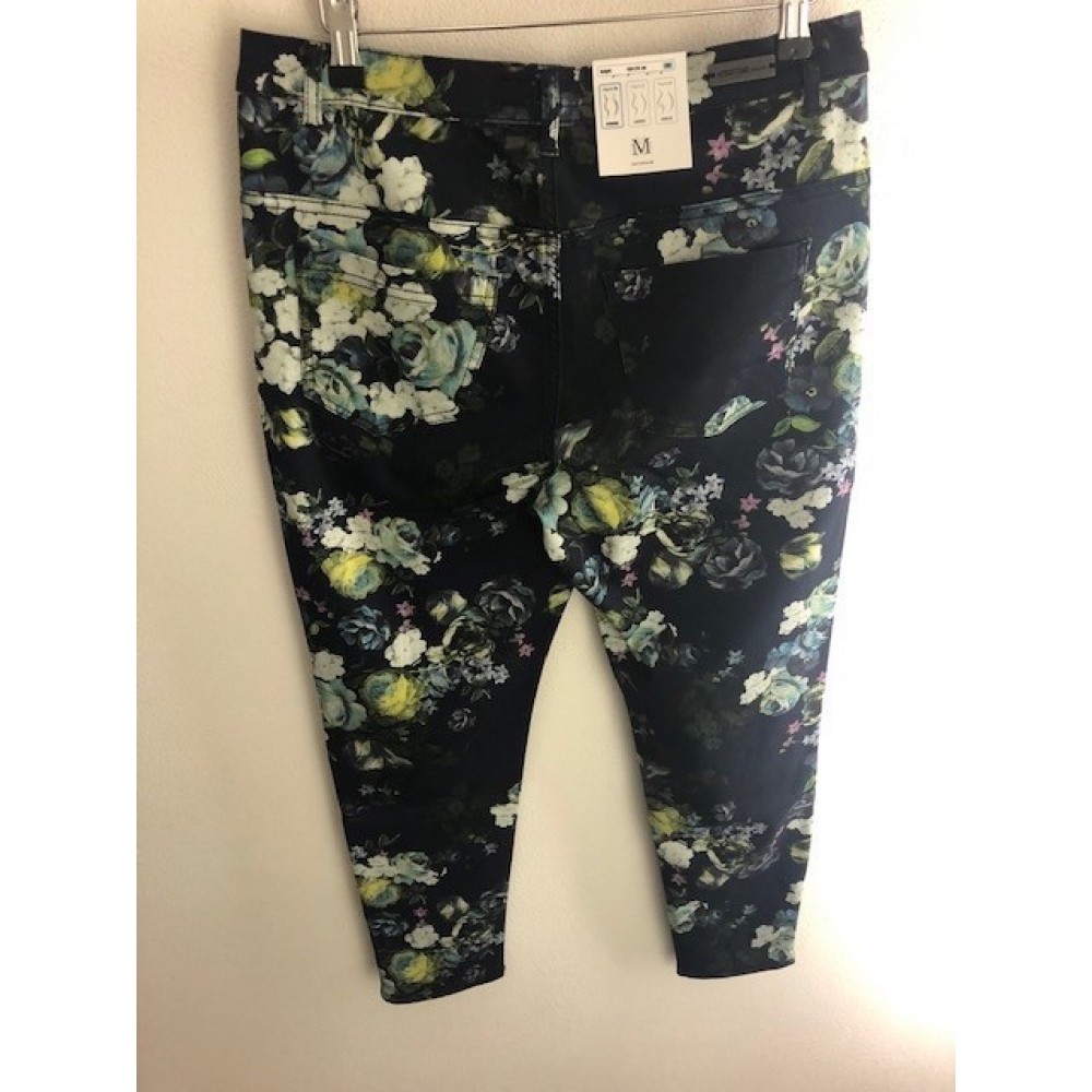 merry time 15640 cannes