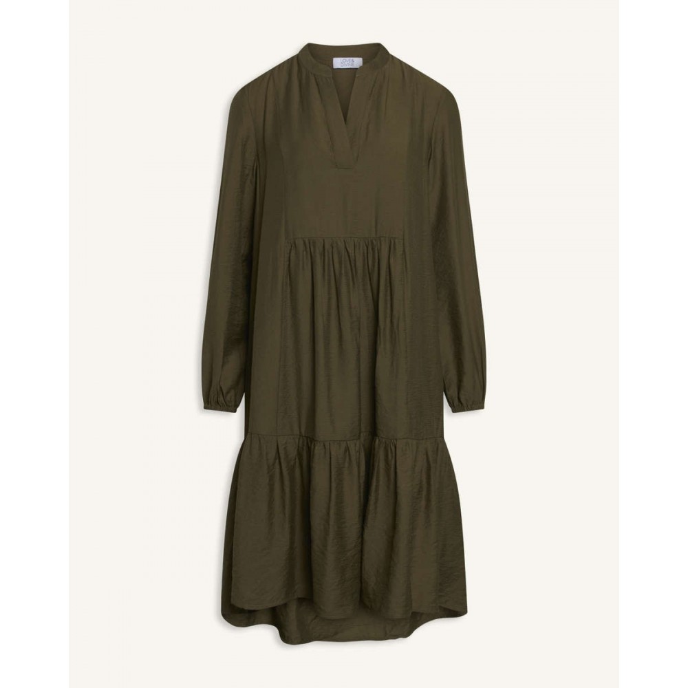 love and divine 13462